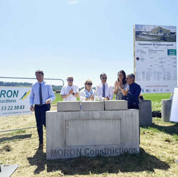 Illustration de La première pierre d'un nouvel équipement sportif et de loisirs posée à Pineuilh