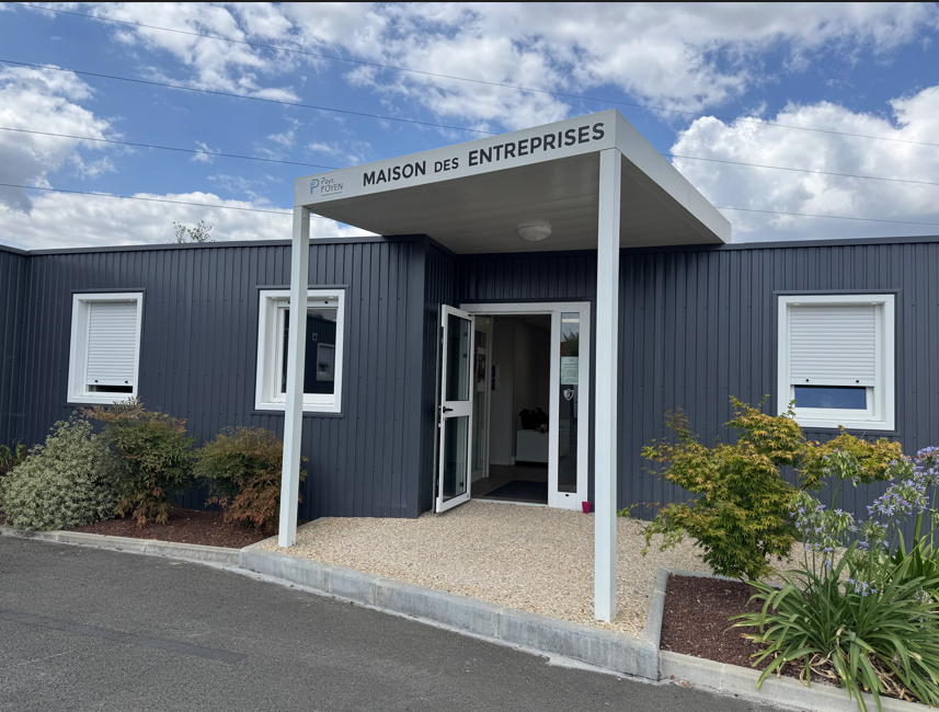 Illustration de La maison des entreprises